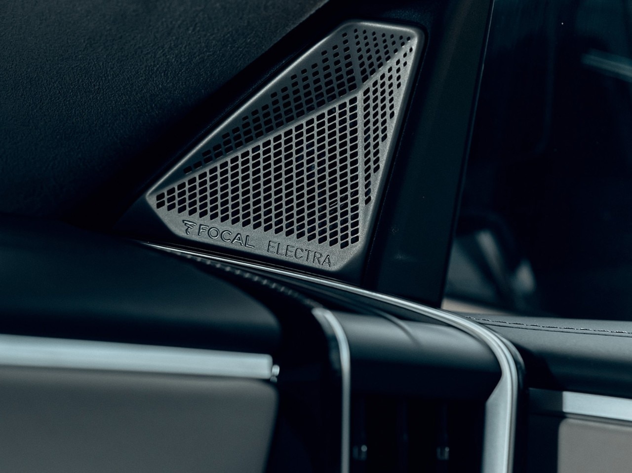 DS 9 Esprit de Voyage HIFI FOCAL ELECTRA®